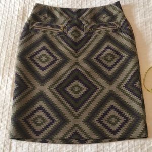 NWOT Aztec print Etcetera skirt size 0